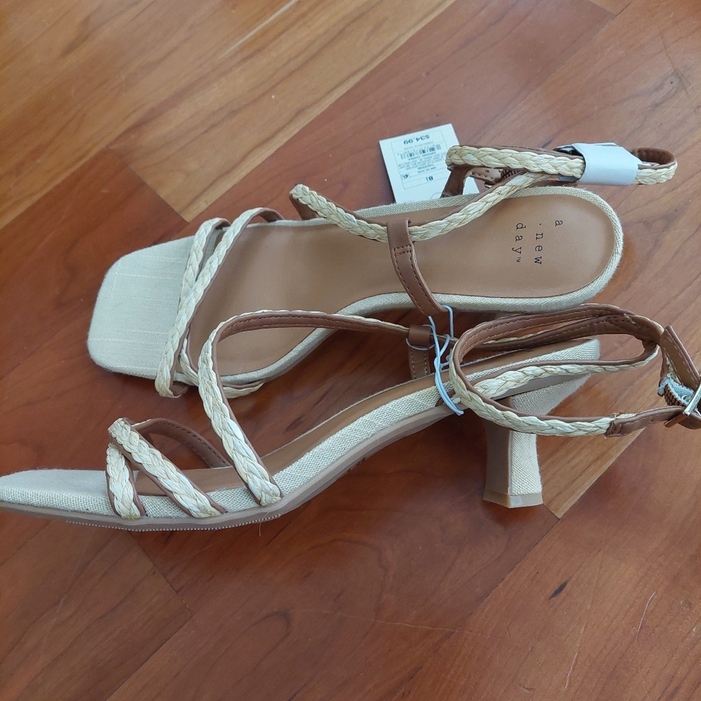 A NEW DAY RAFFIA LOW PUMP HEELS - So Gorgeous! 8.5 - Wraps Around Ankle! NWT!